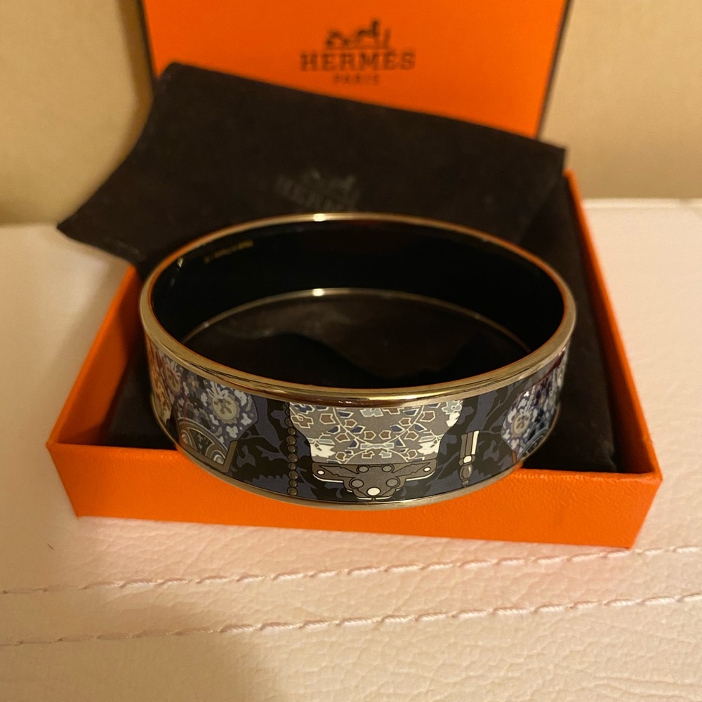 HERMÈS enamel bangle bracelet